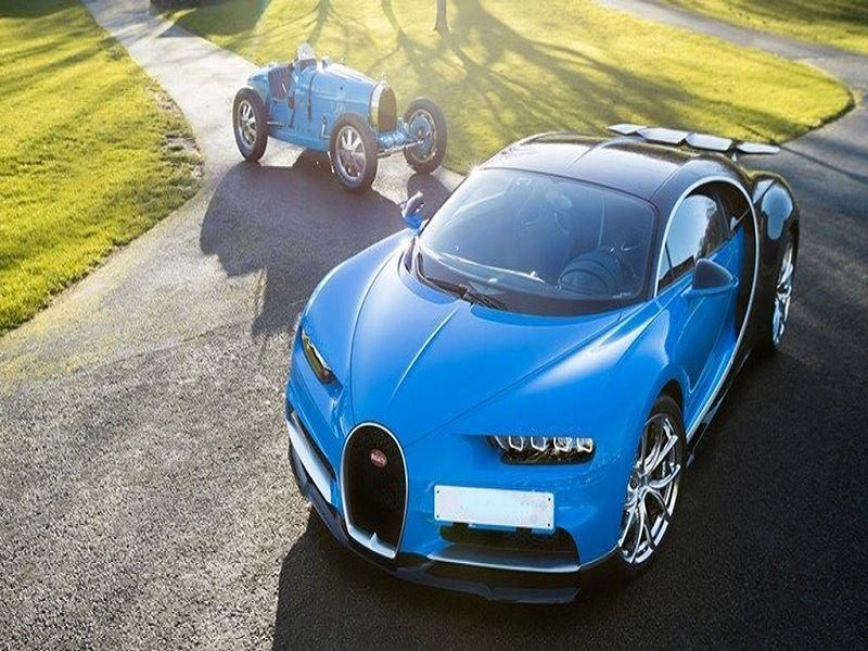 Bugatti Chiron Luxury Car Rental with Private Car Hire Services in London
