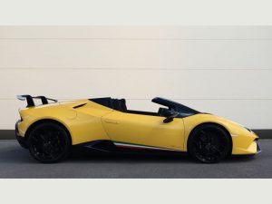 Huracan spyder Sports Car Hire UK 5