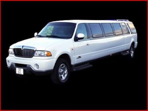 Lincoln Navigator limo hire Brighton 10