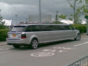 Range Rover Limo for Hire 10