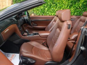 Maserati Grancabrio Sportscar